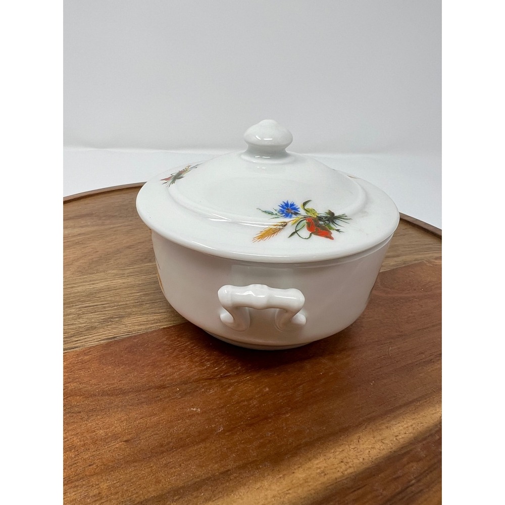 Cordon Bleu France White Porcelain Soup Tureen Floral Design with Lid - Picture 4 of 11